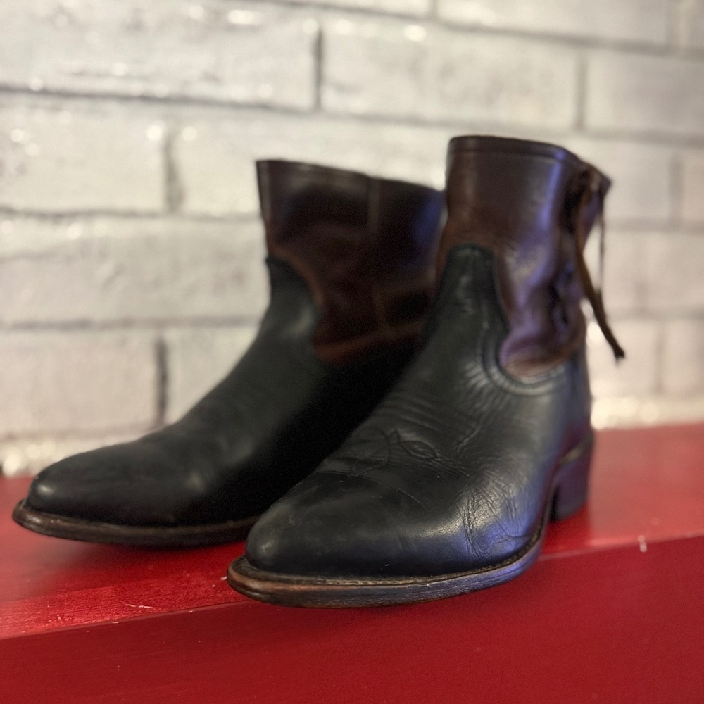 Frye Brown aBlack Leather Ankle Booties Womens 6 Western Almond Toe Side Gussets